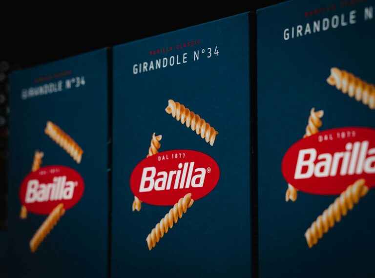 Barilla triplica il fotovoltaico e punta sull’agricoltura rigenerativa: 168 milioni di investimenti