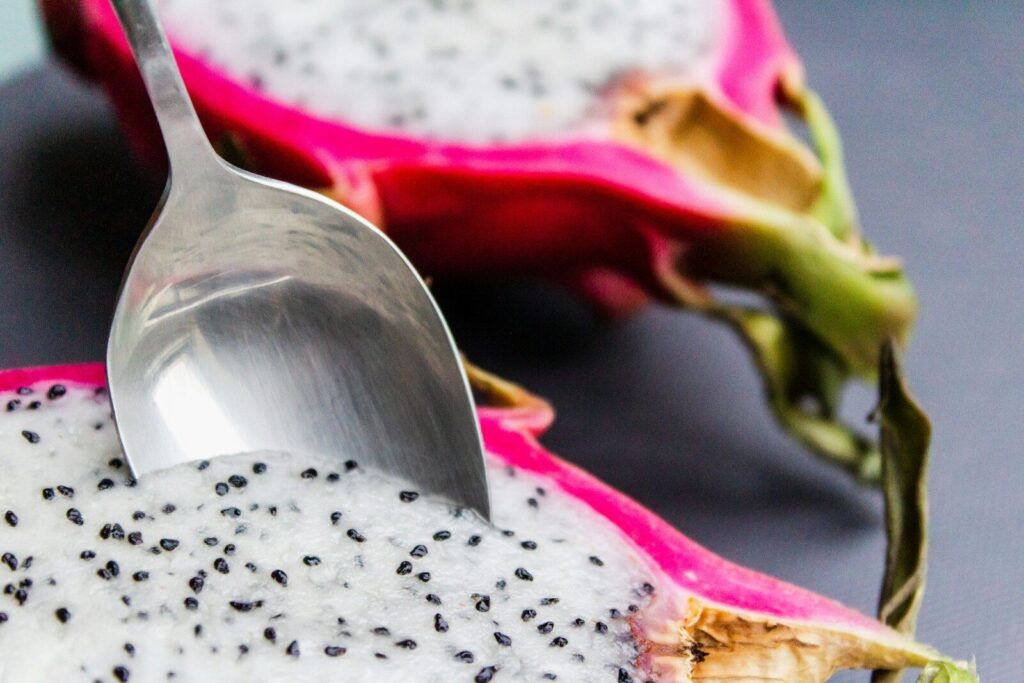 Metodi per mangiare il dragon fruit (o frutto del drago)