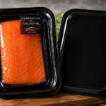 Carpaccio di salmone Carthago richiamato per Listeria: lotto e scadenza, i rischi del batterio