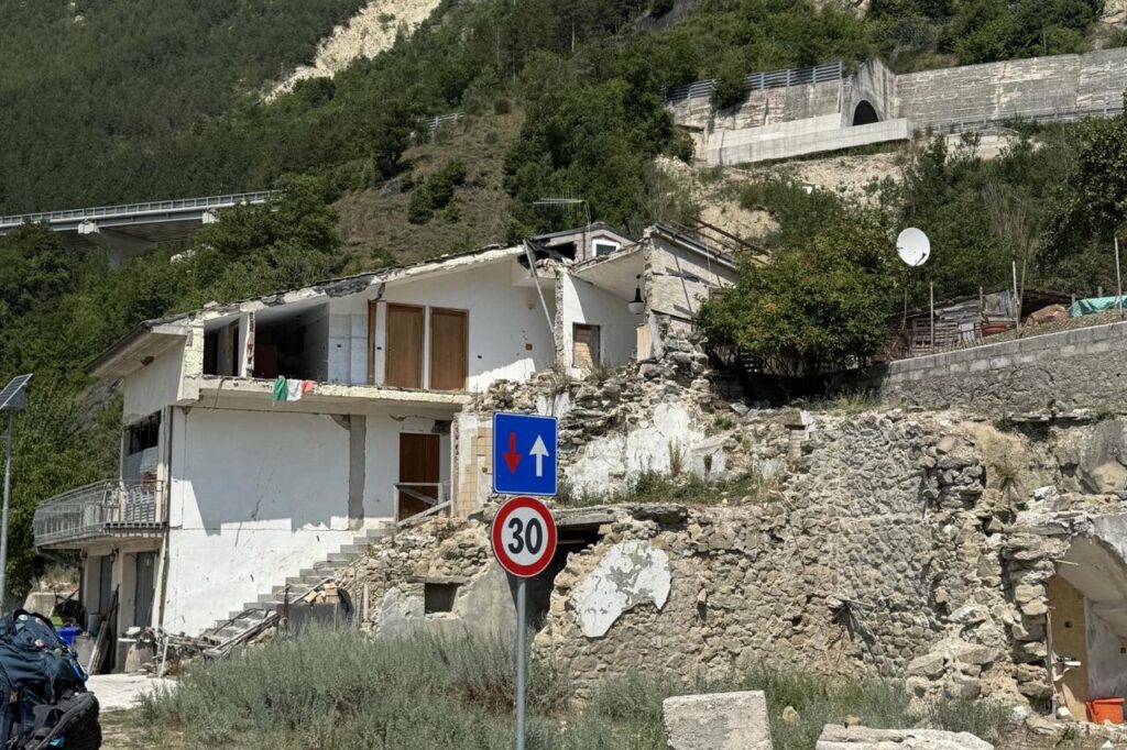 Carovana nelle Terre Mutate: dieci anni dopo il terremoto, chi resta