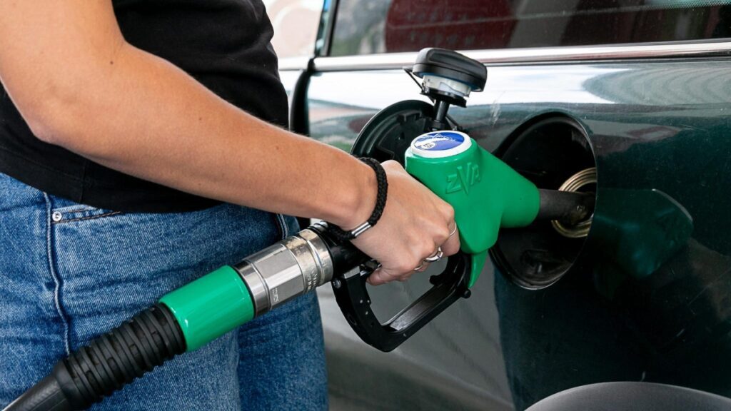 Accise diesel prorogate di 2 giorni, ma i prezzi rimangono da record