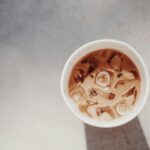Caffè freddo, è boom tra la Gen Z che cambia le abitudini del caffè