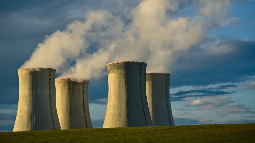Nucleare “sicuro”? Lo studio su The Lancet che smonta il mito