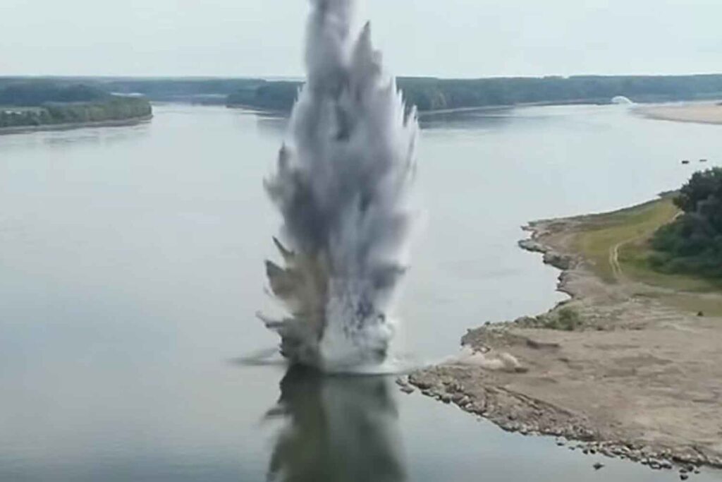Danubio a secco: la Romania fa esplodere il letto del fiume